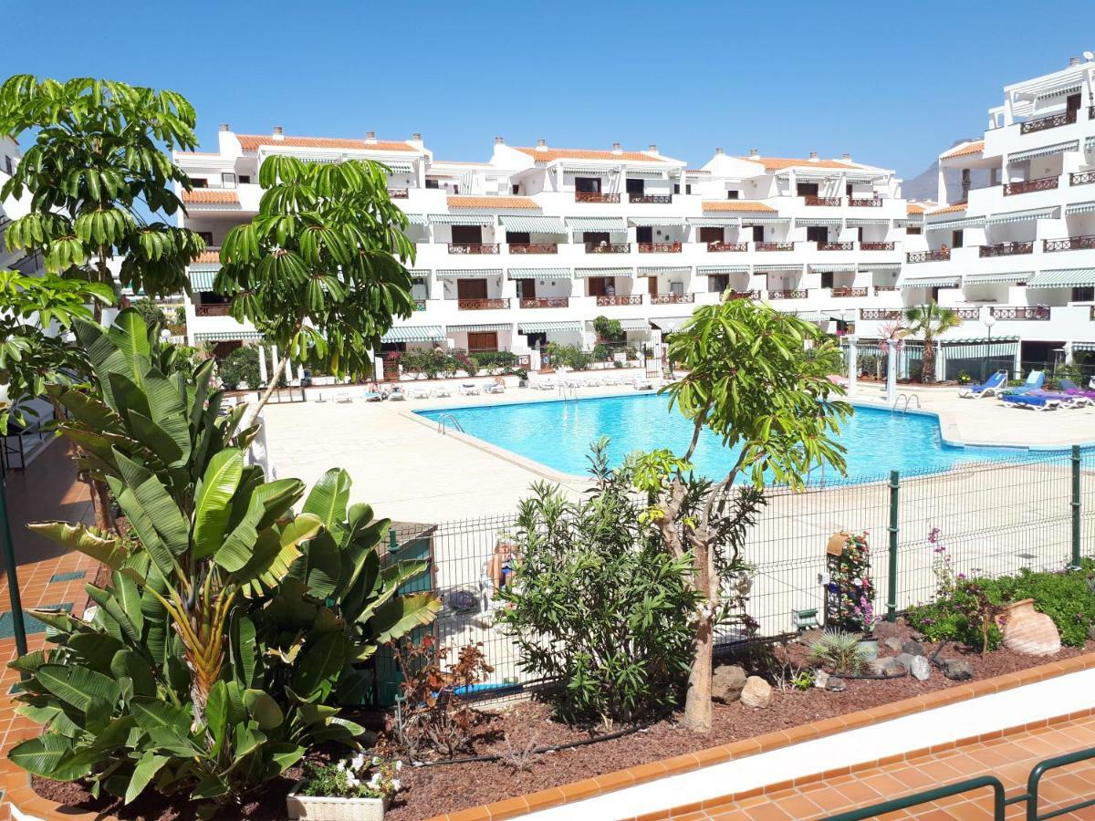 Victoria Los Cristianos *